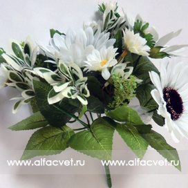 искусственные цветы букет подсолнухов с добавкой травка цвета белый 6