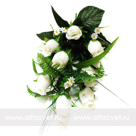 искусственные цветы розы с ромашкой и папоротником цвета белый 6